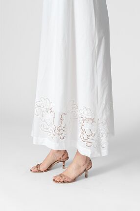 LACE BORDER DRESS