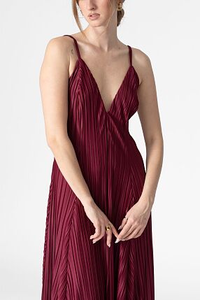 PLEATED DRESS