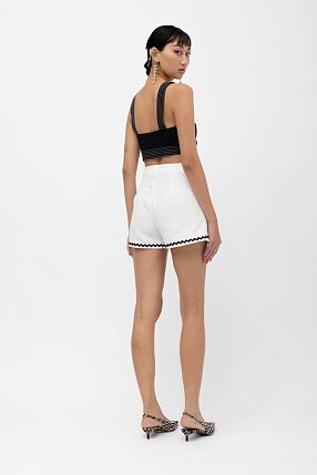 SHIMBA B/W APPLIQUE SHORTS