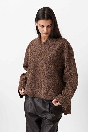 V NECK KNIT TOP