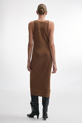 WHITNEY SLEEVELESS MAXI DRESS