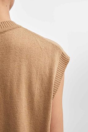 BASICK KNITTED VEST M/W