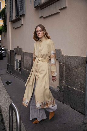CORRIDOR COAT
