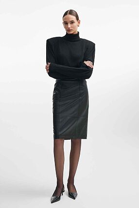 BASICK KNITTED BLOUSE