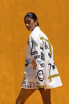 OUT OF LINE JACKET