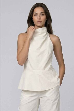 SHAPE HALTER TOP