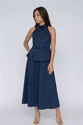 SHAPE HALTER TOP
