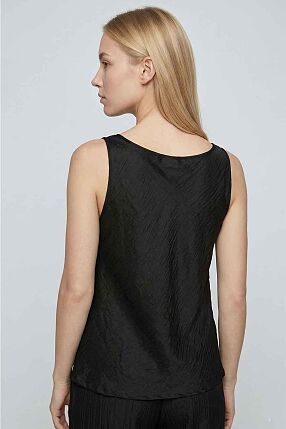 SHEER TOP