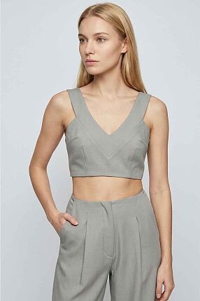 STATEMENT CROP TOP
