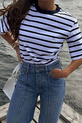 CHELSEY TEE NAVY WHITE STRIPE
