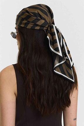 ERINNA SILK SCARF BLACK BEIGE