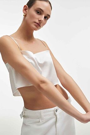 NAIA CROP TOP