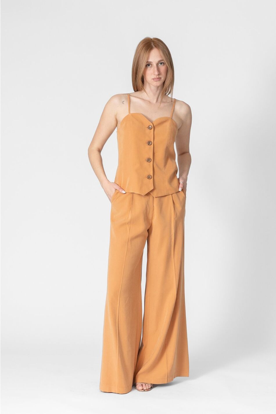VEST TOP WITH BUTTONS