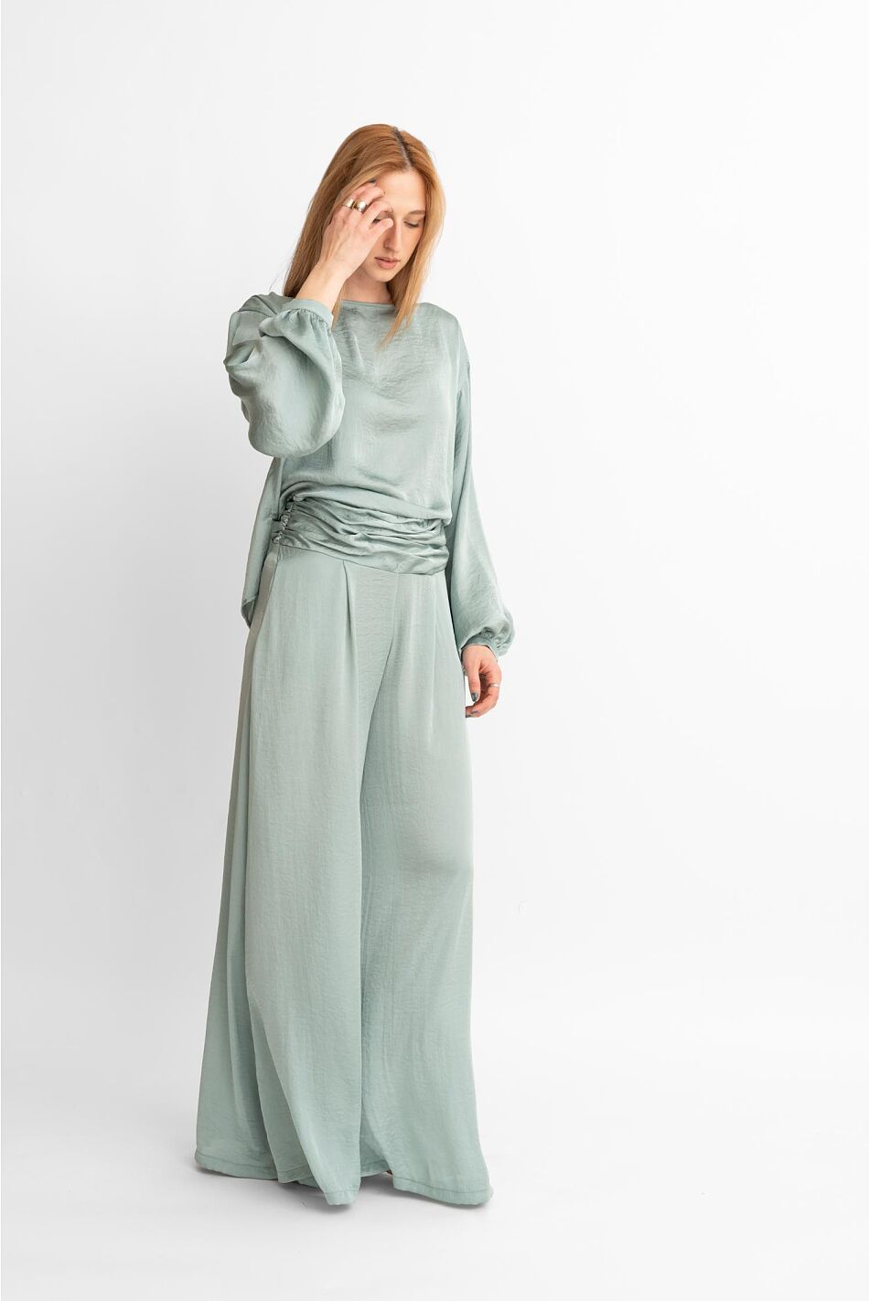 SATIN LONGSLEEVE TOP