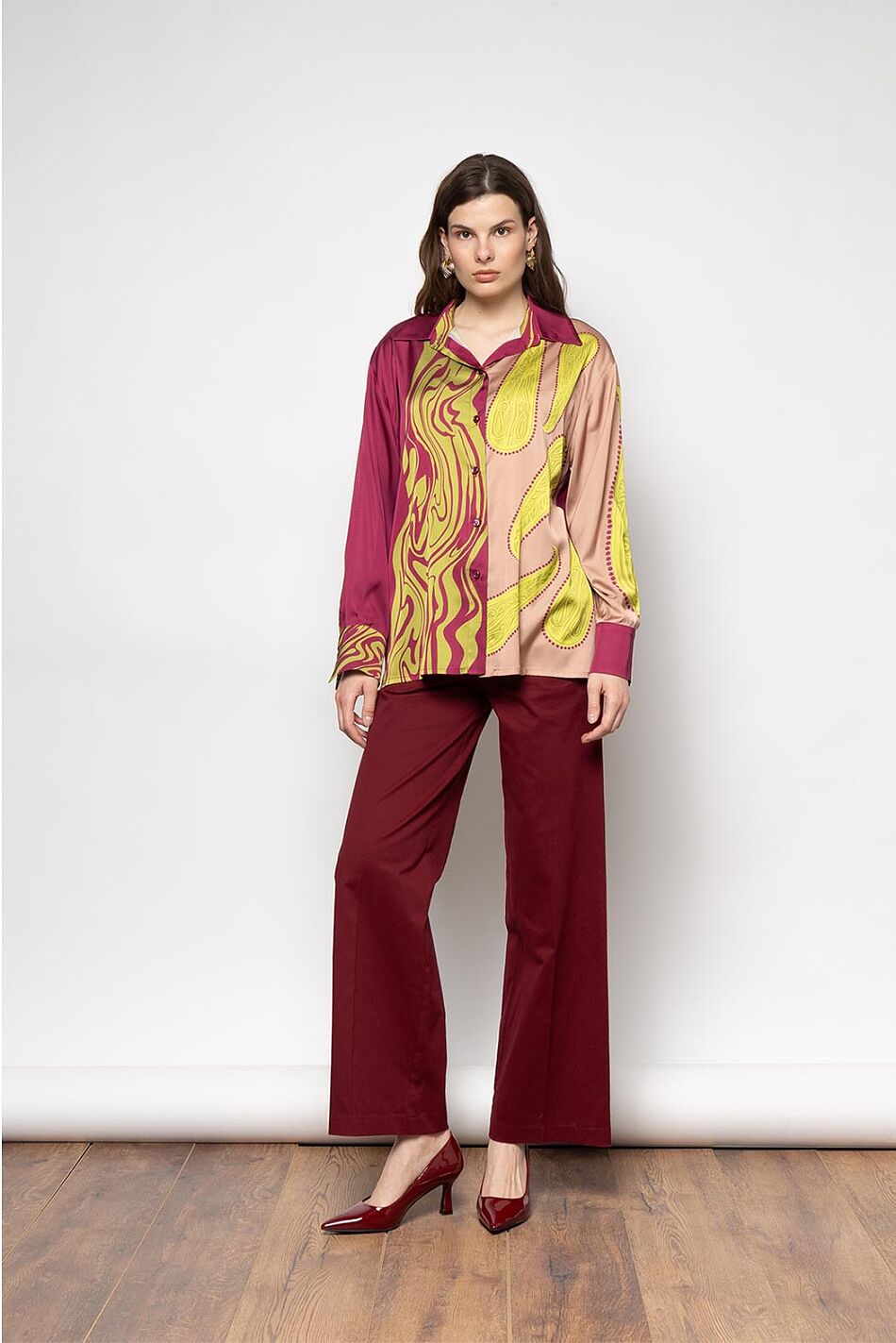 AMIRA PANT