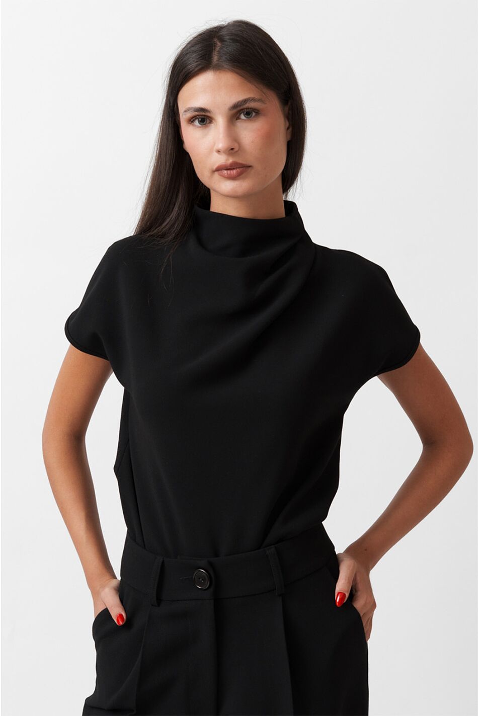 SIGNATURE TOP
