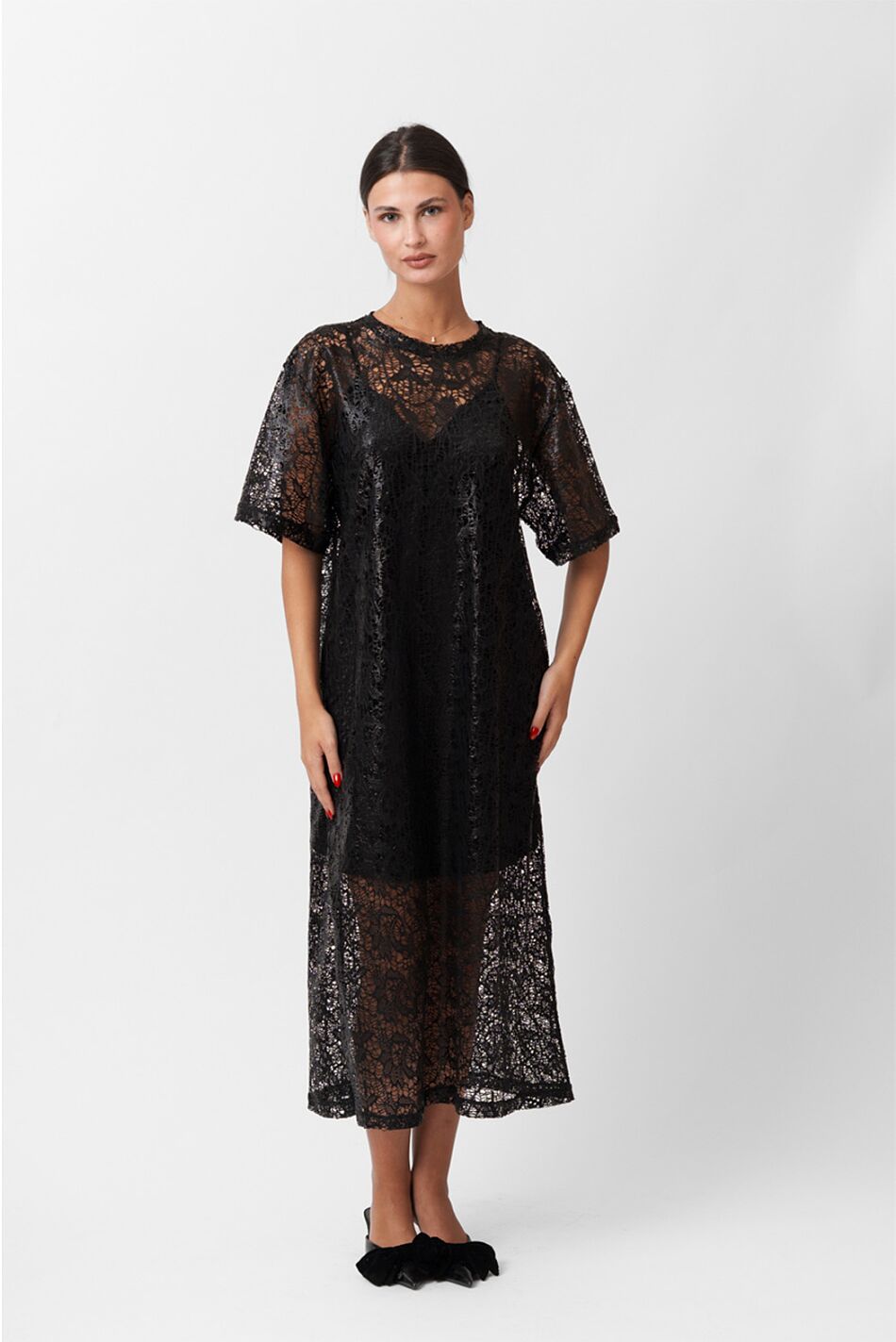 LACE DRESS