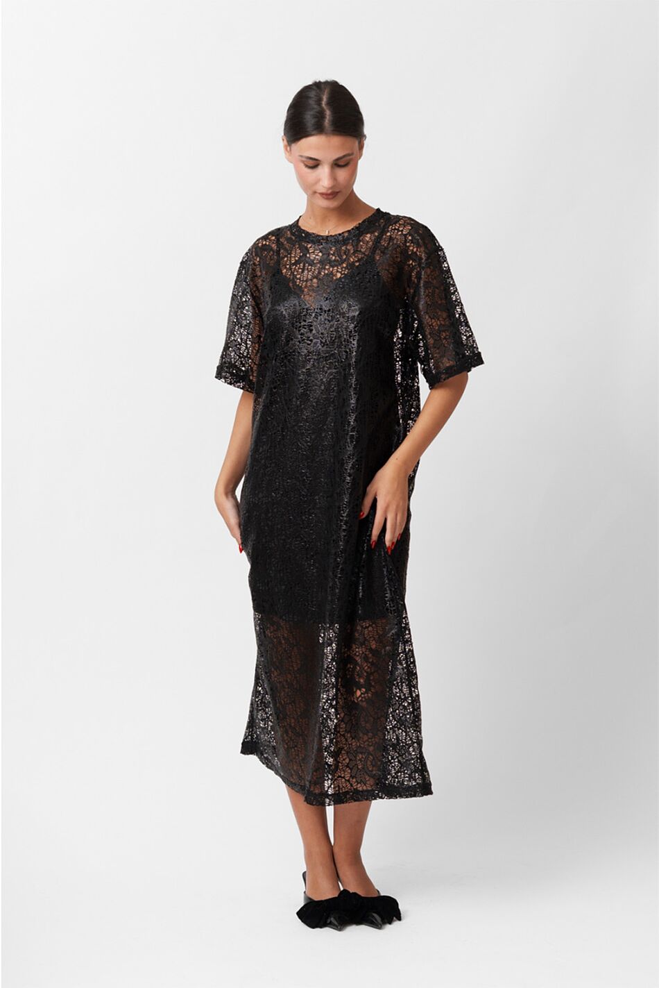 LACE DRESS