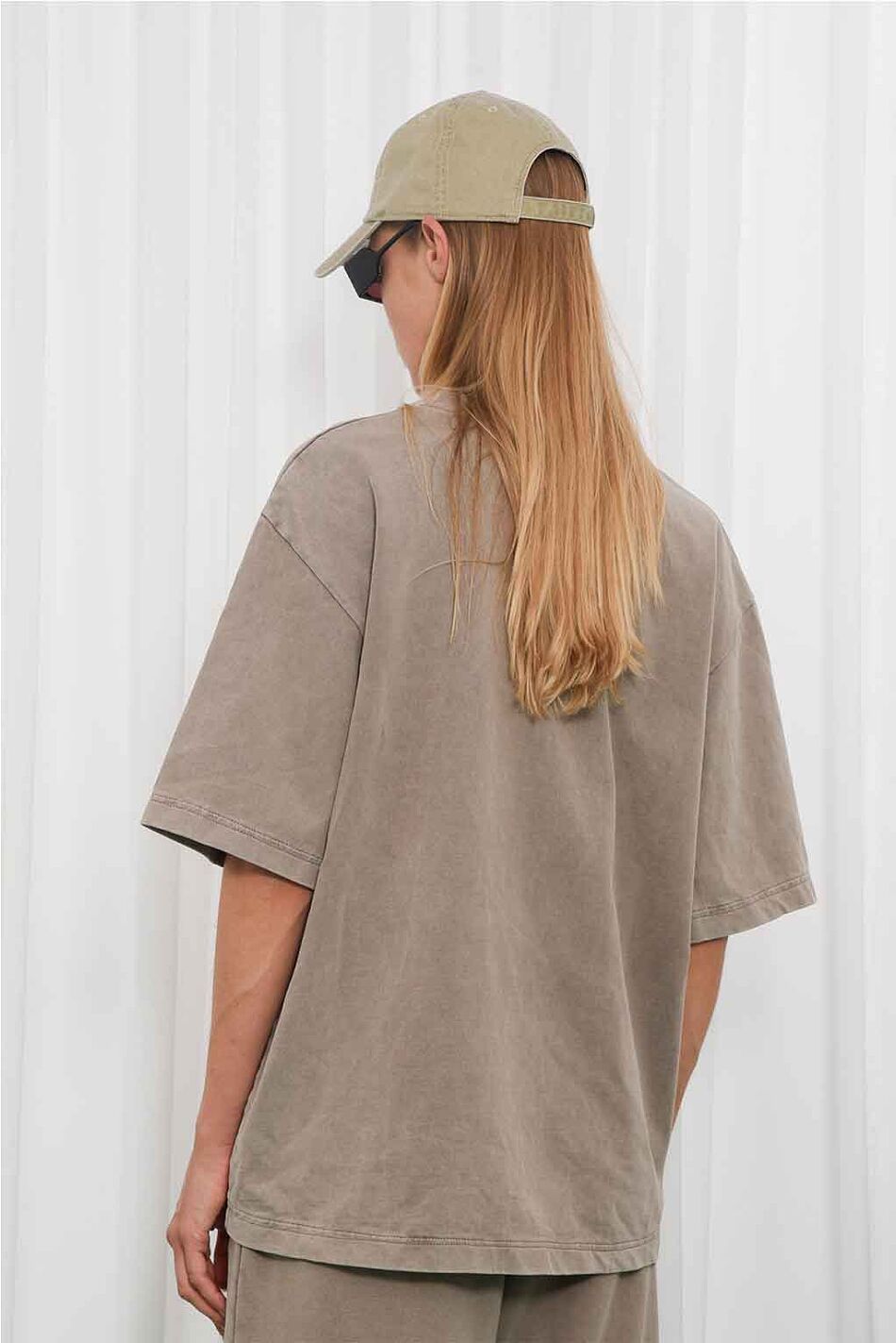 UNIQUE T-SHIRT