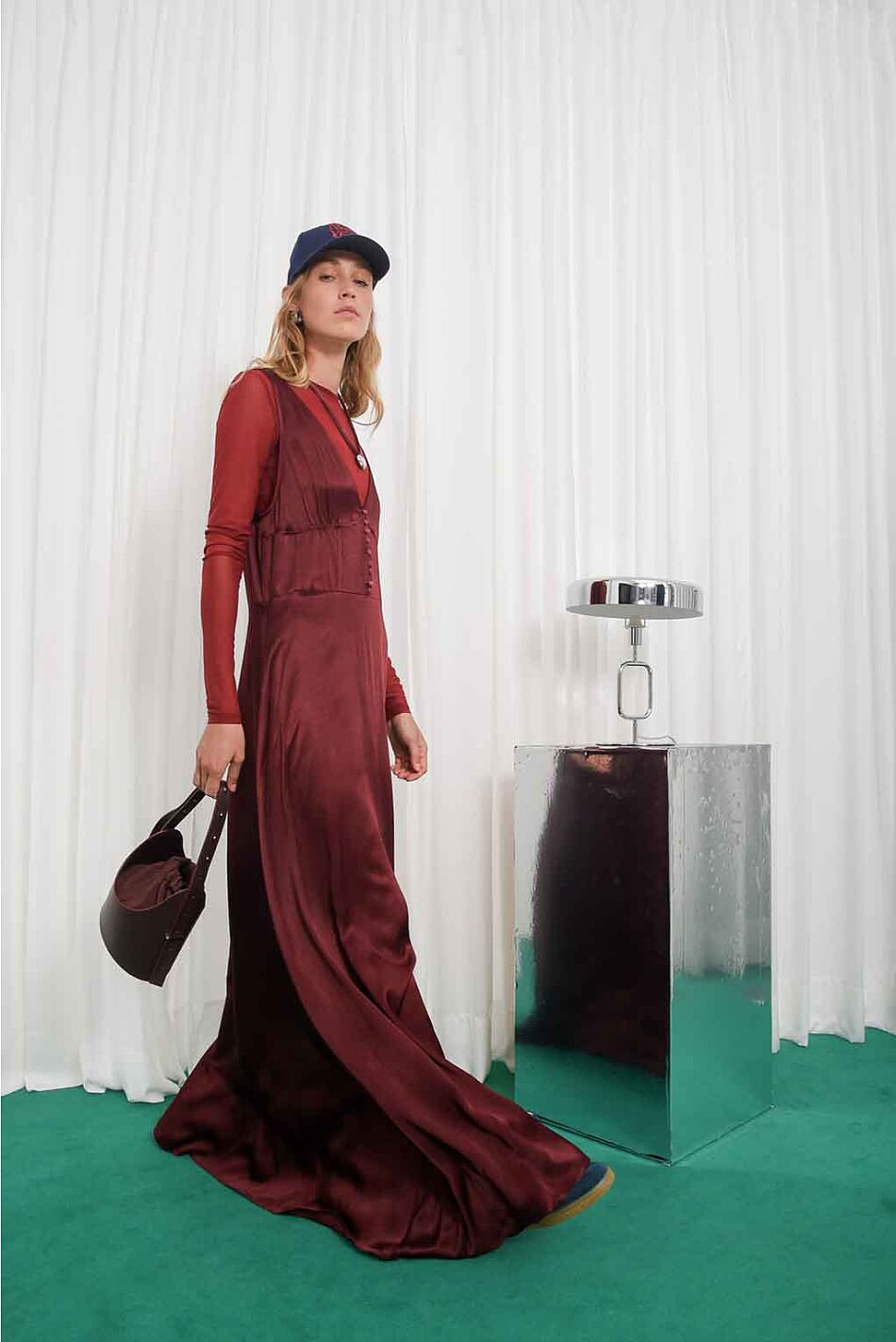 VANITY DRESS