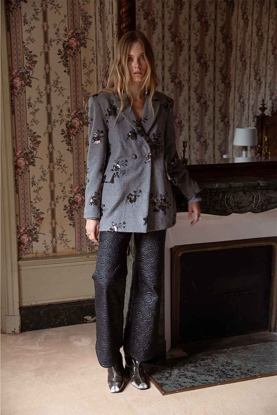 VIVIENNE BLAZER