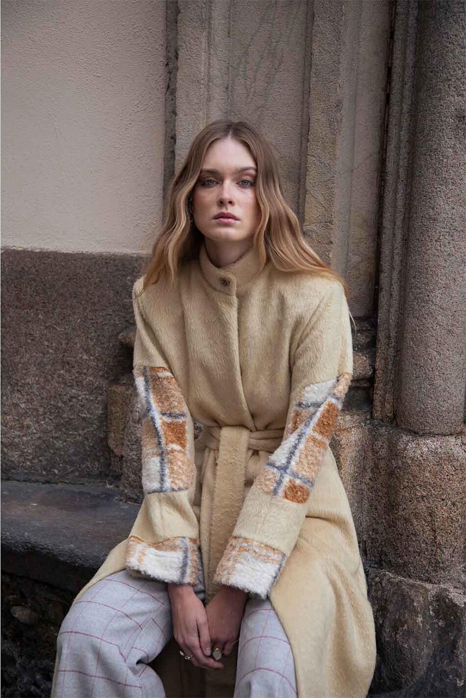 CORRIDOR COAT