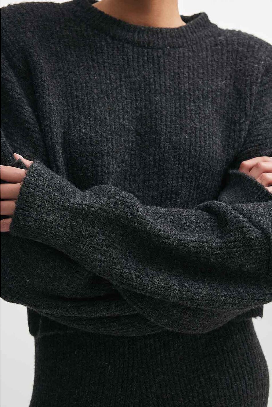 DONNA KNITTED CROPPED BLOUSE