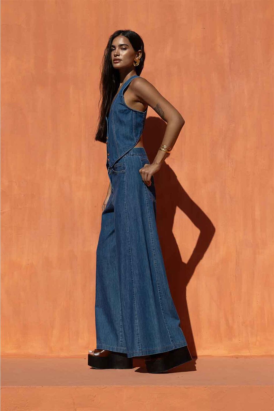 THE ESCAPE DENIM