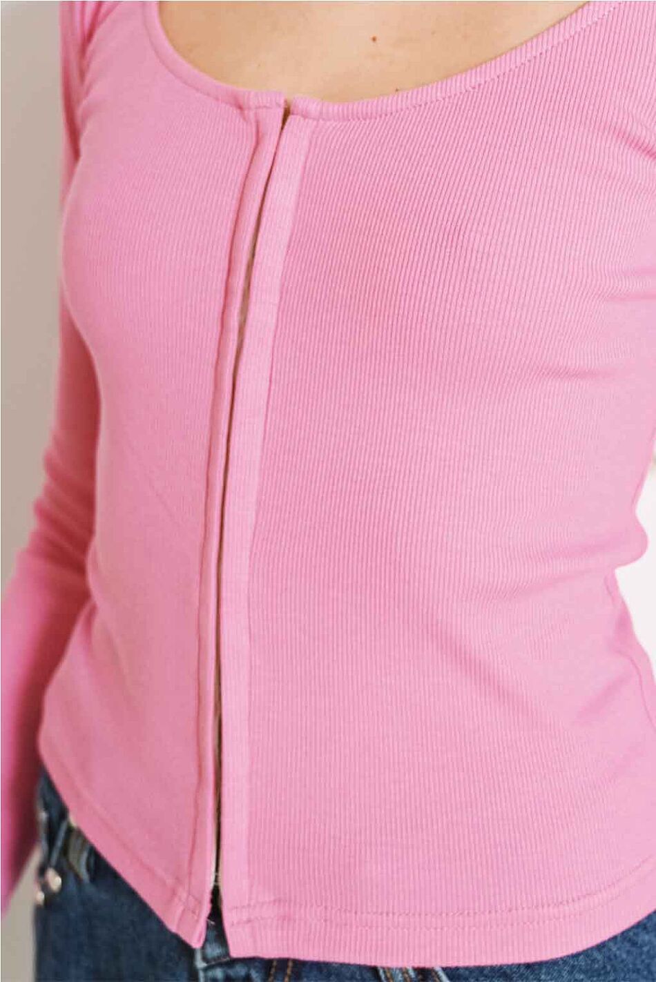 ELLIOT PINK