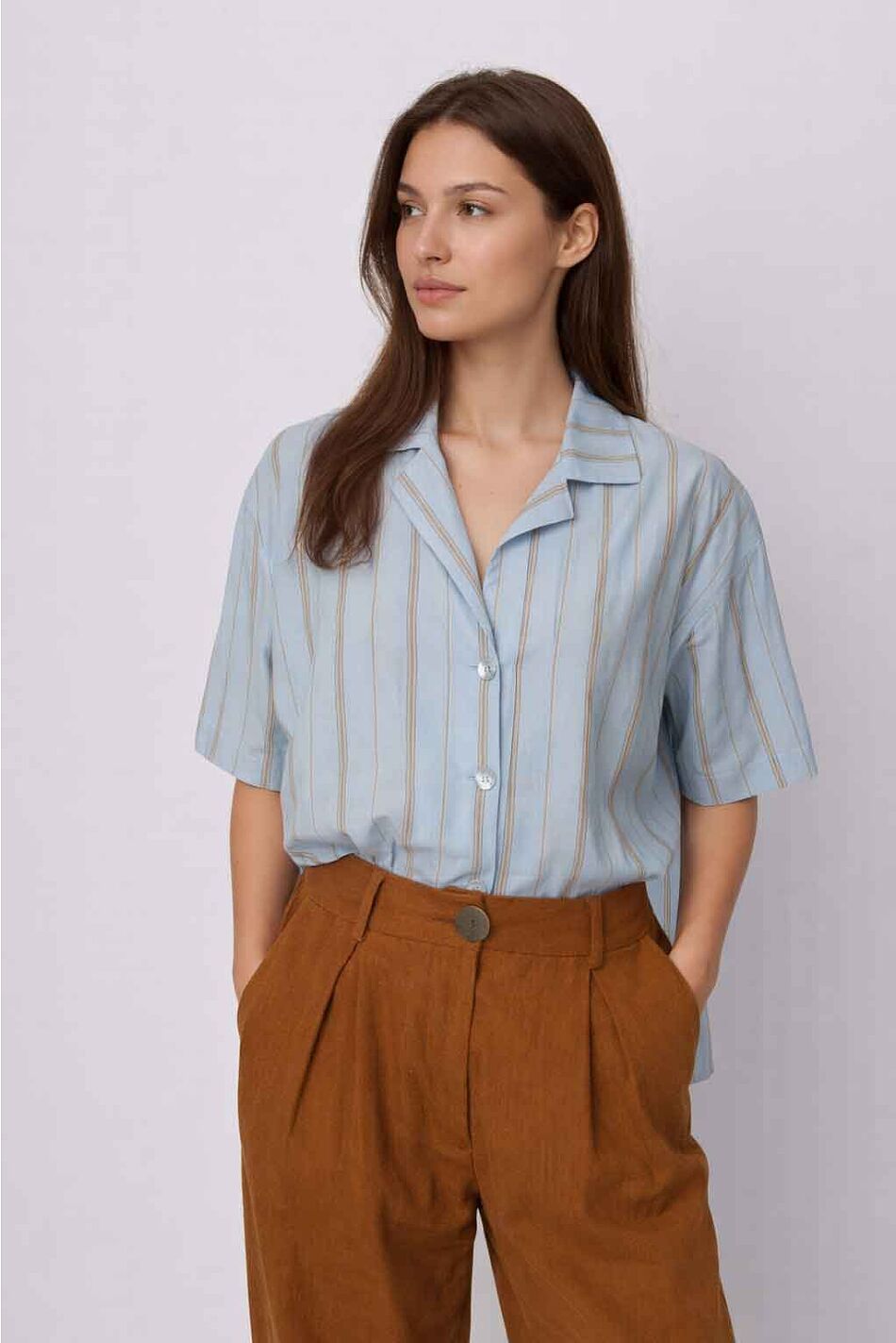 SHORT SLEEVE SHIRT