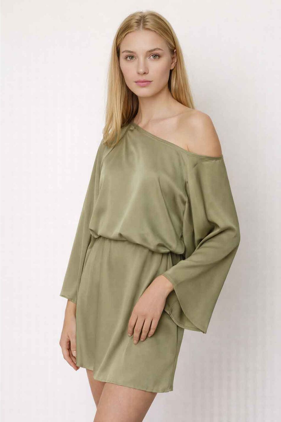 SILKY BLOUSE