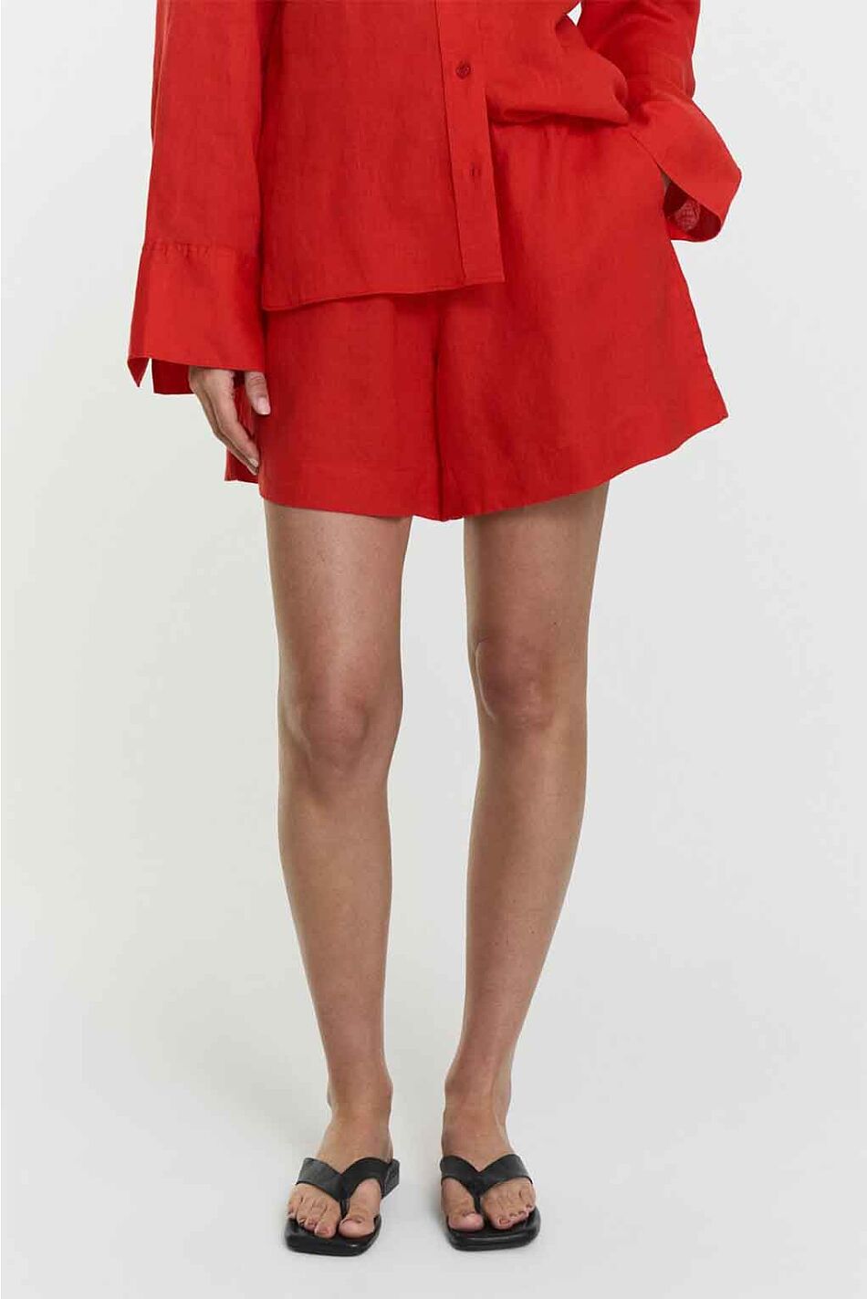 MELODY LINEN SHORTS POPPY RED